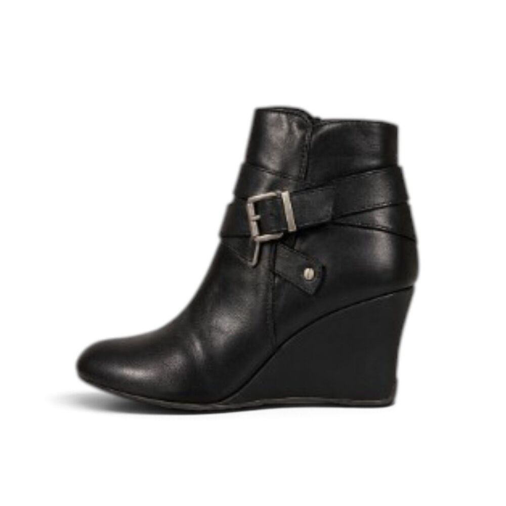 (7/127) Kenneth Cole Reaction Black Wedge Ankle Boots Women’s Size 6.5